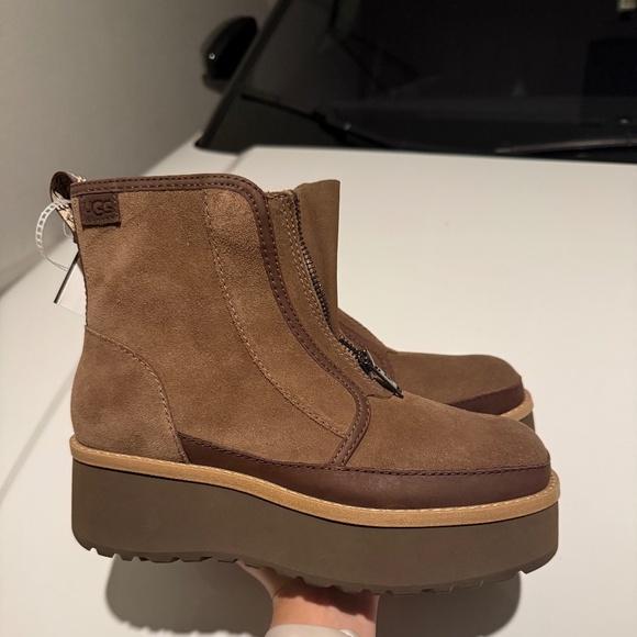 New🤎UGG® Women's CityFunc Zip Booties - Picture 1 of 8